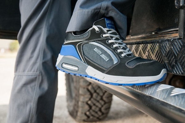 Giày bảo hộ thể thao sự kết hợp hoàn hảo Giay_bao_ho_safety_jogger_raptor